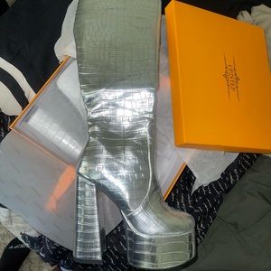 Metallic Chunky Heel Boots